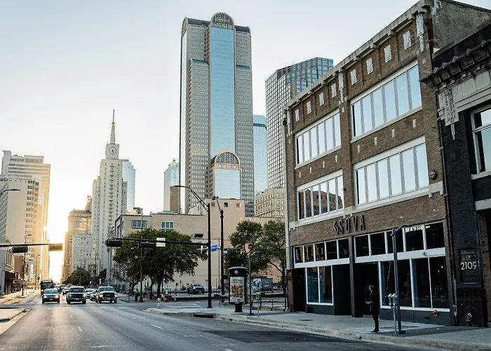 Sova Micro-Room & Social Hotel Dallas